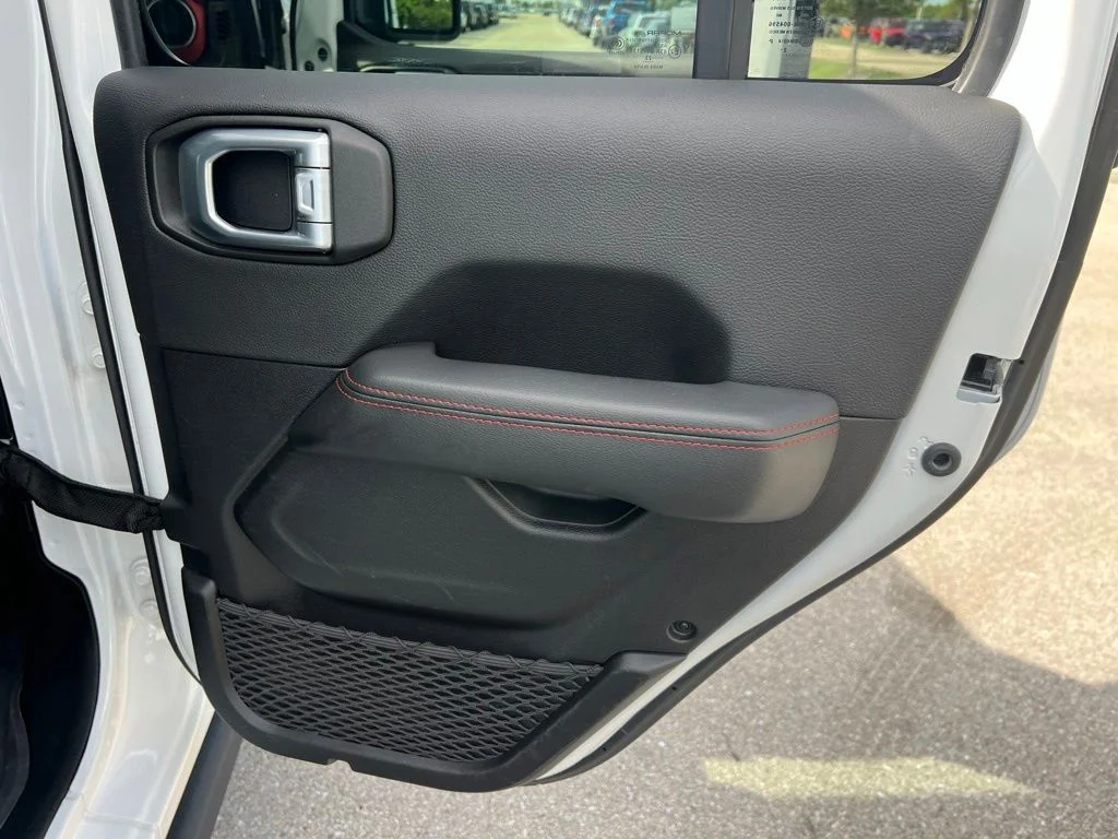Certified Used 2023 White Jeep Rubicon image 17