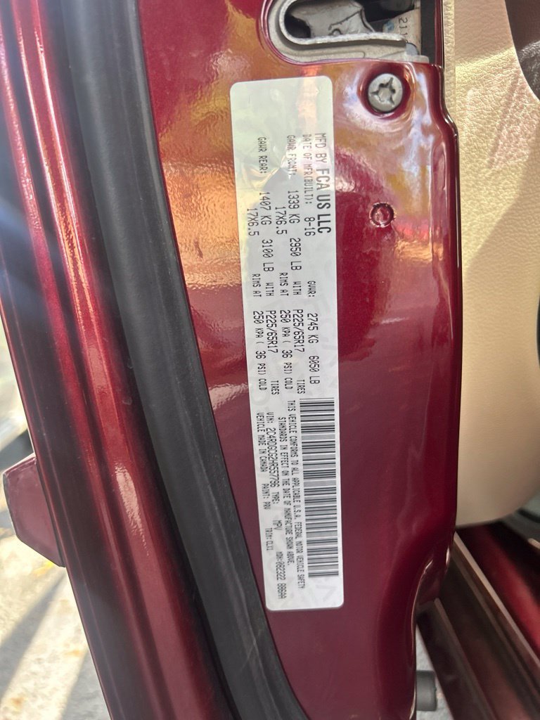 Used 2017 Red Dodge SXT image 21