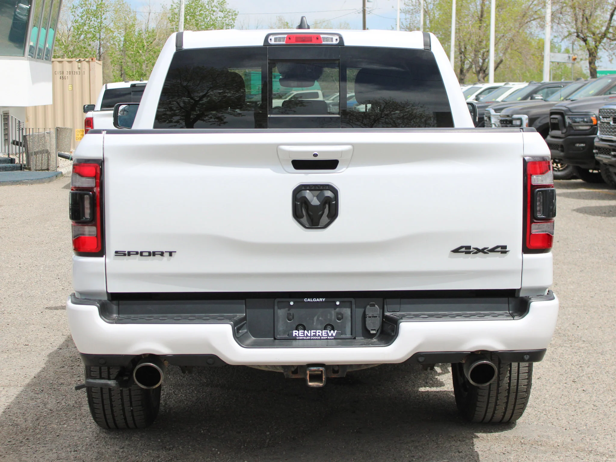 Certified Used 2022 White RAM Sport * HEMI V8 | Cold Air Intake | Heated Seats | Navigation | Bed Utility Group | Apple CarPlay image 17