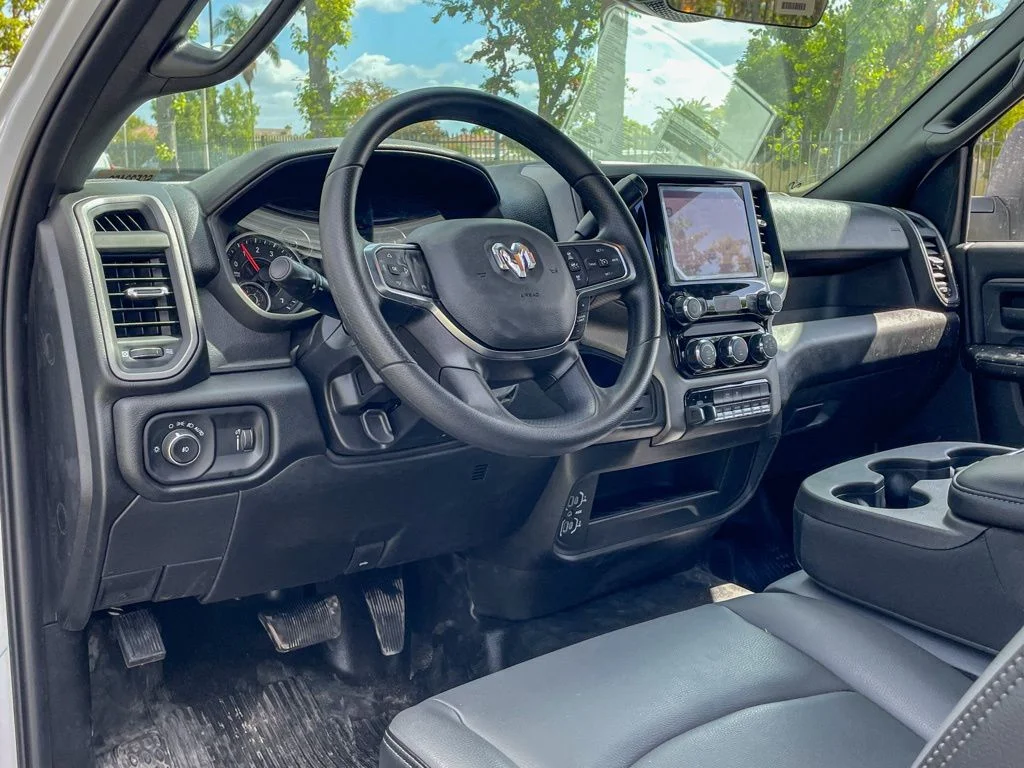 2025 RAM 3500 Chassis Tradesman - Photo 15