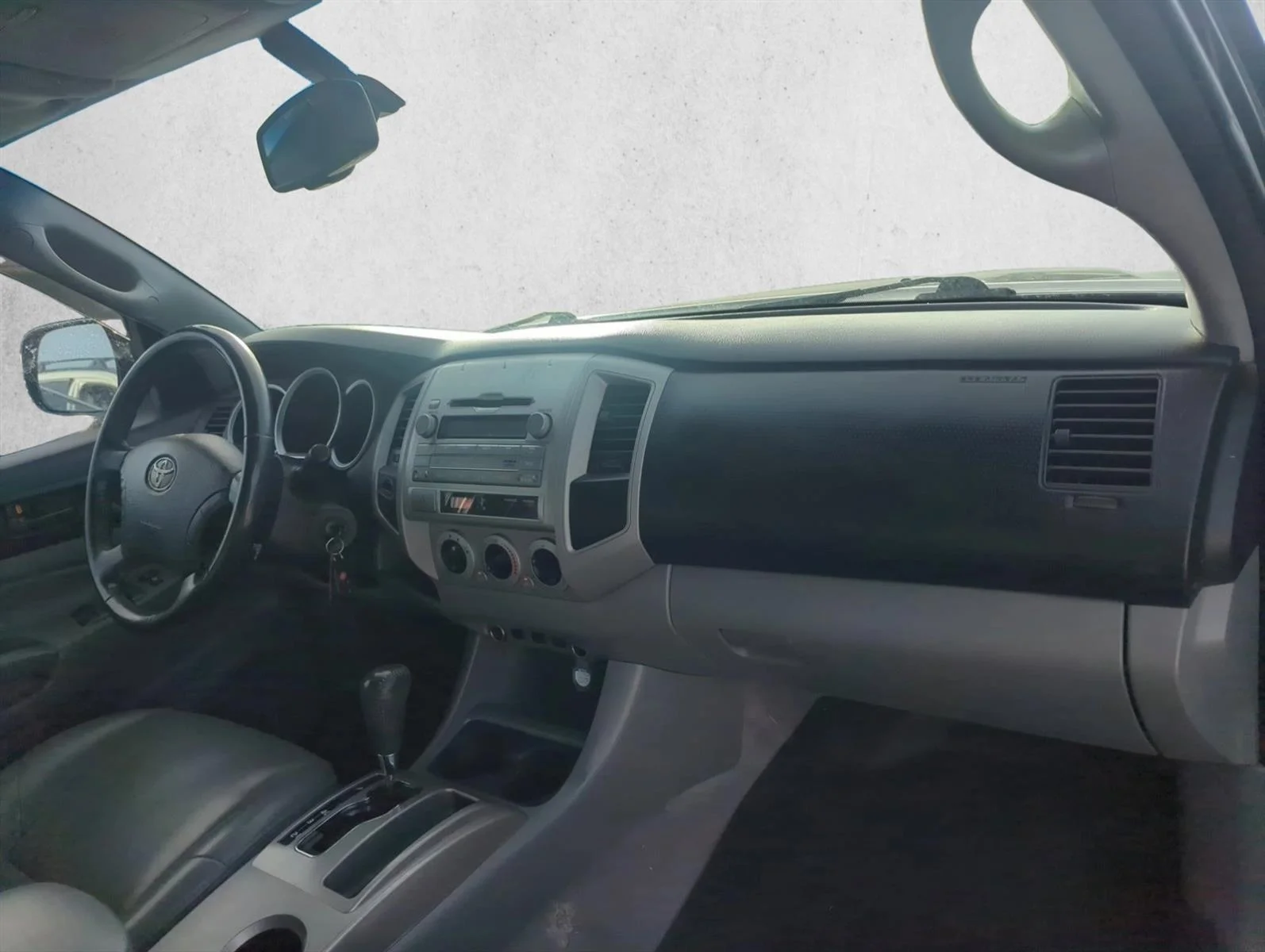 Used 2011 Magnetic Gray Meta Toyota  image 21