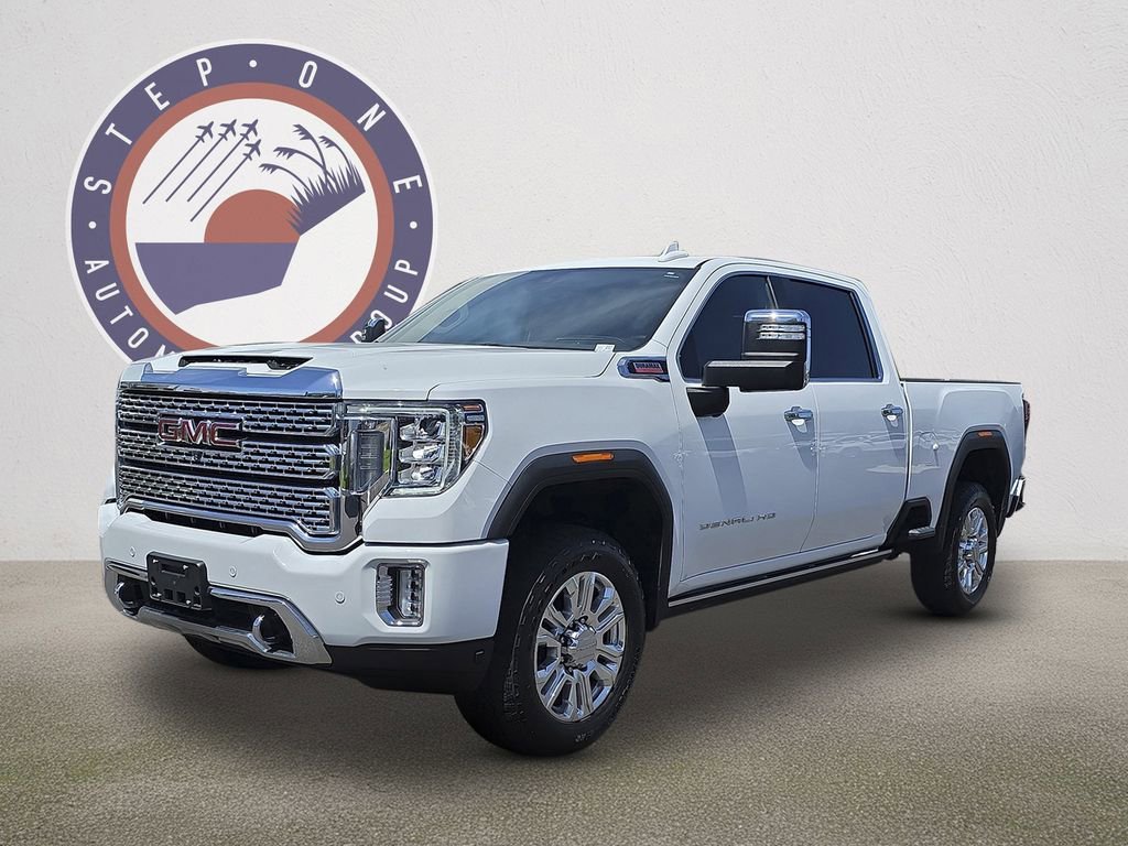 2023 GMC Sierra 4WD Crew Cab Standard Box Denali's photo