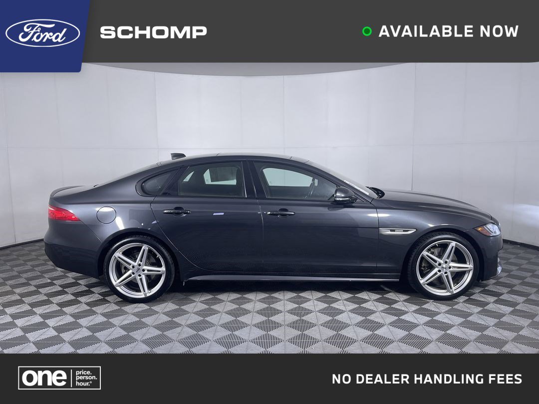 2017 Jaguar XF R-Sport