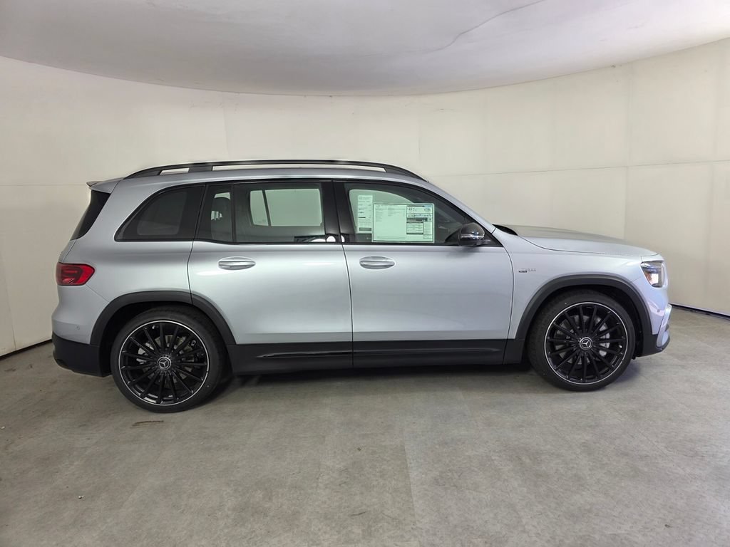 2026 Mercedes-Benz GLB AMG GLB 35 - Photo 22
