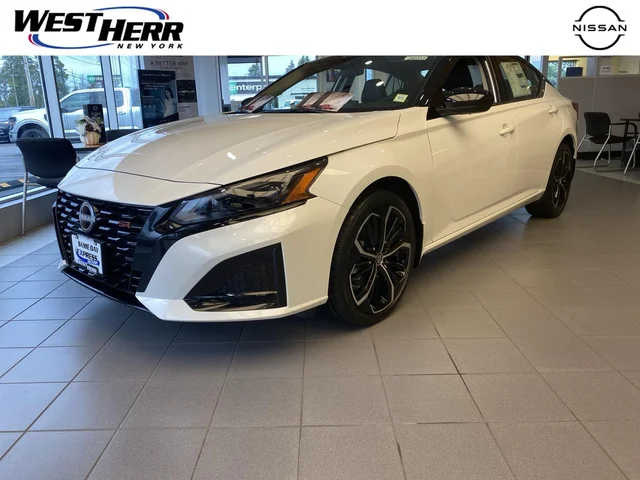 2026 Nissan Altima SR