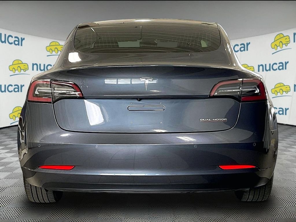 Used 2018 Gray Tesla Long Range image 5