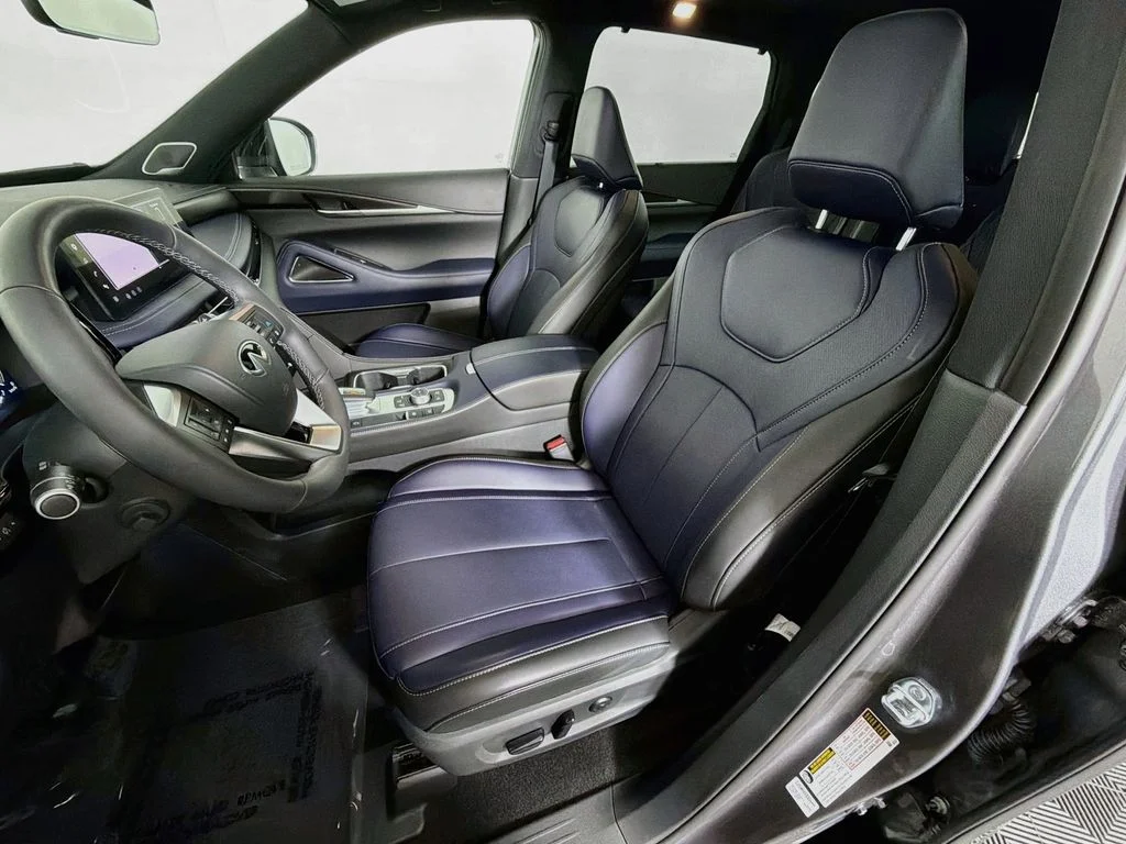 Used 2026 Gray INFINITI SPORT image 22
