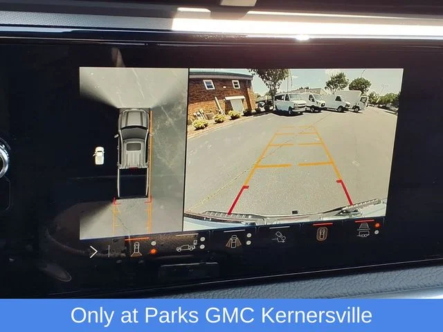 Used 2024 White GMC Denali image 10