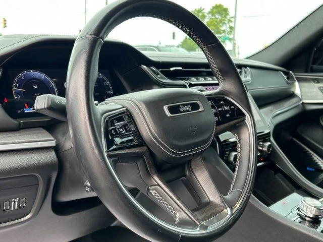 Used 2022 Gray Metallic Jeep Overland image 42
