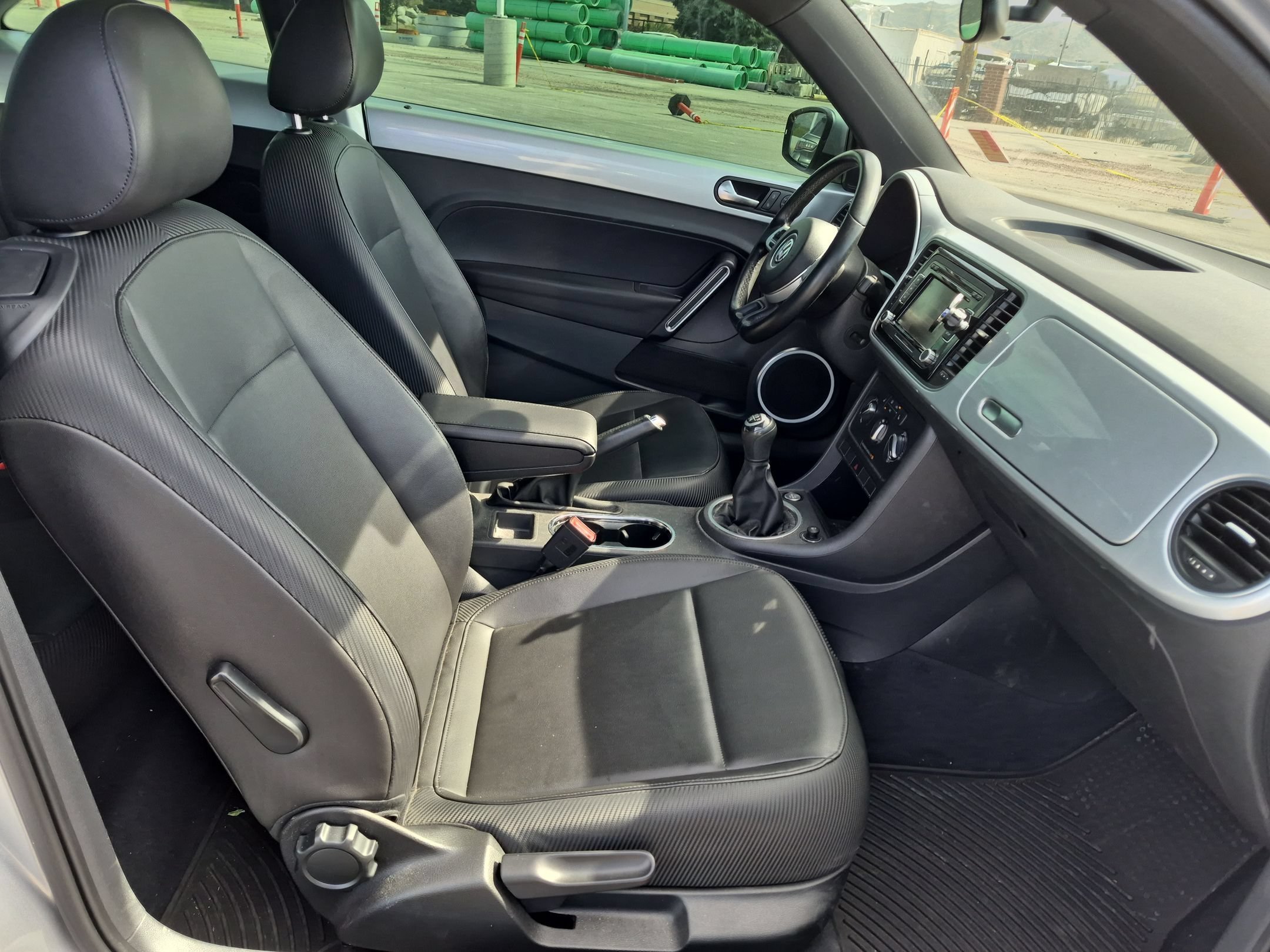 Used 2013 Silver Volkswagen 2.5L image 29
