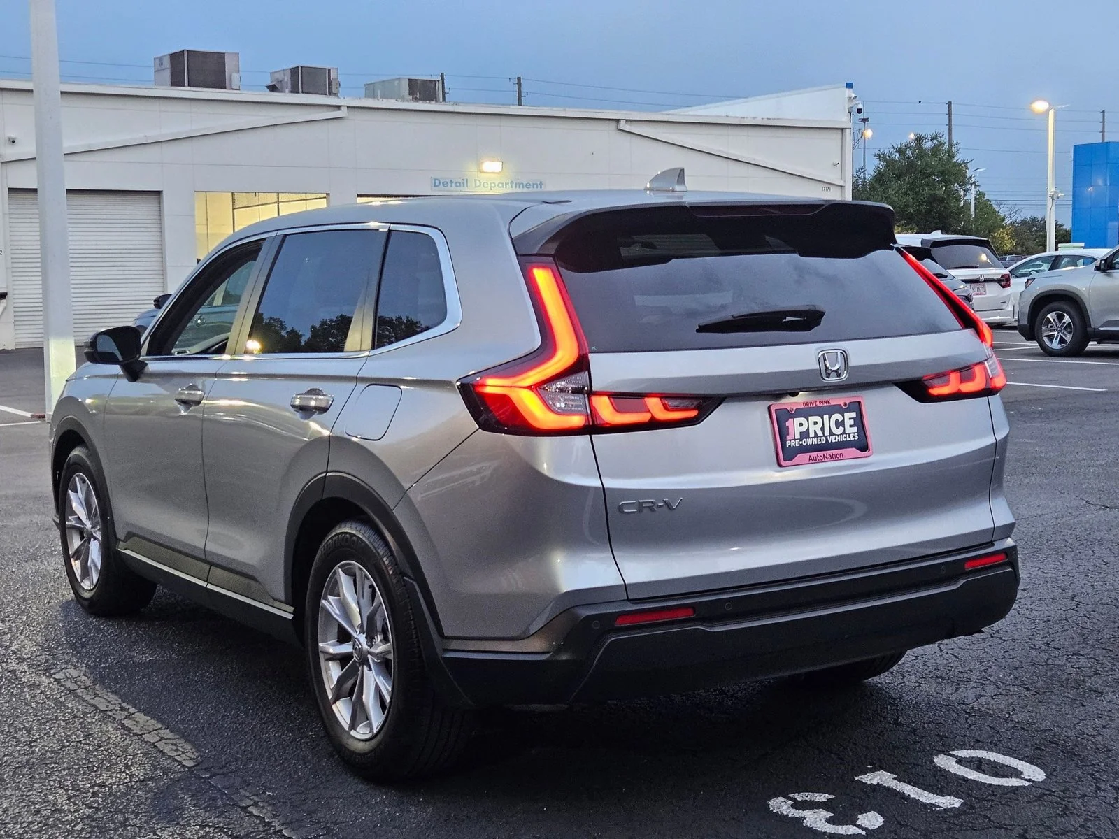 Used 2024 Lunar Silver Metallic Honda EX-L image 8