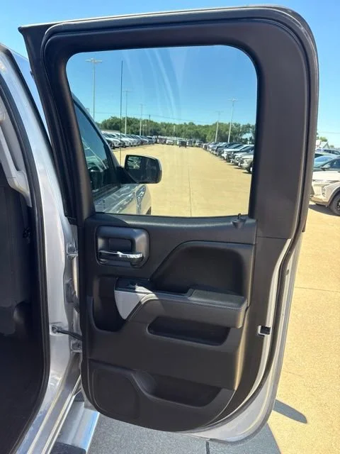 Used 2017 SILVER ICE METALLIC Chevrolet LT image 21