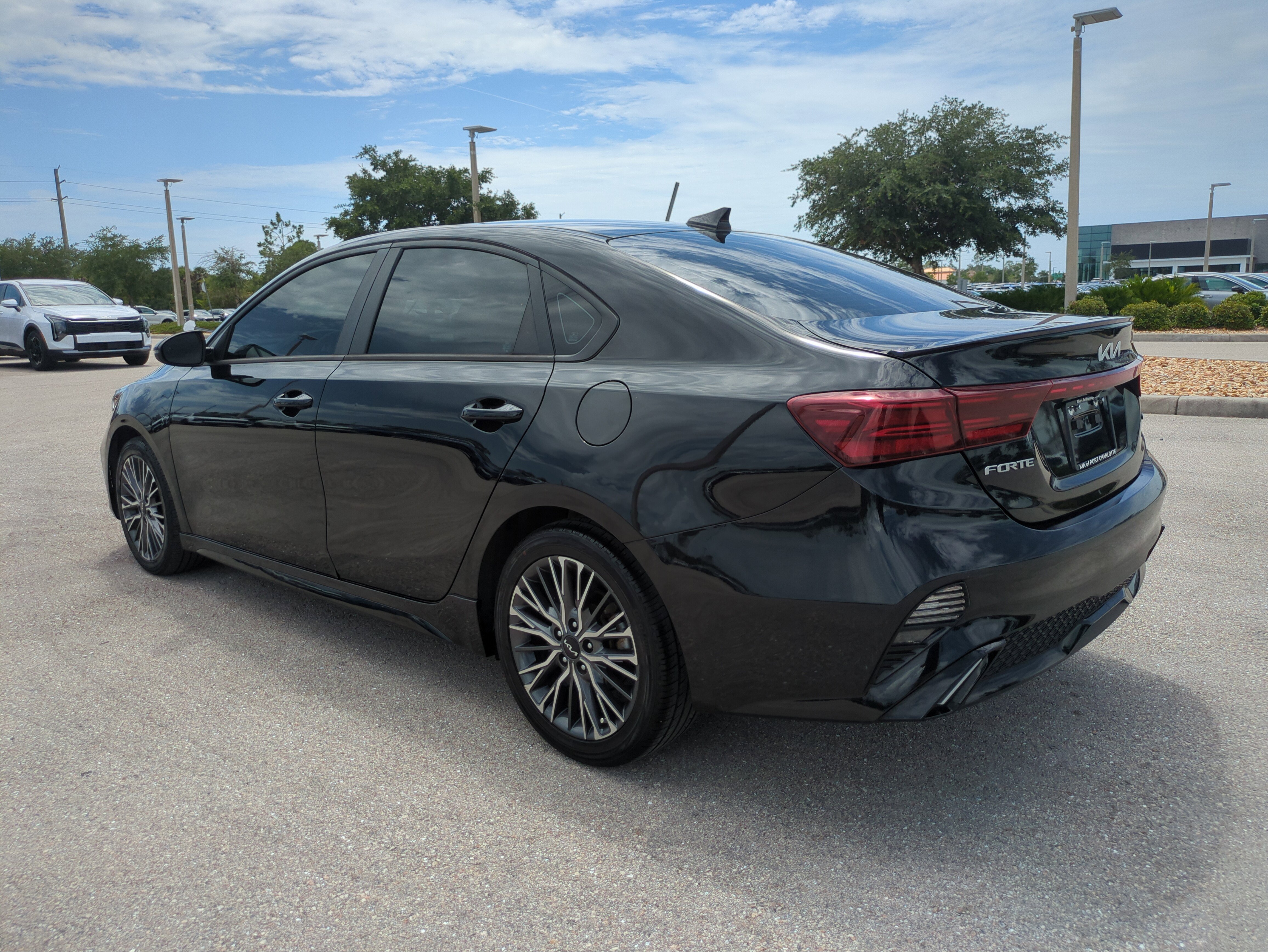 Certified Used 2022 Aurora Black Kia GT-Line image 7