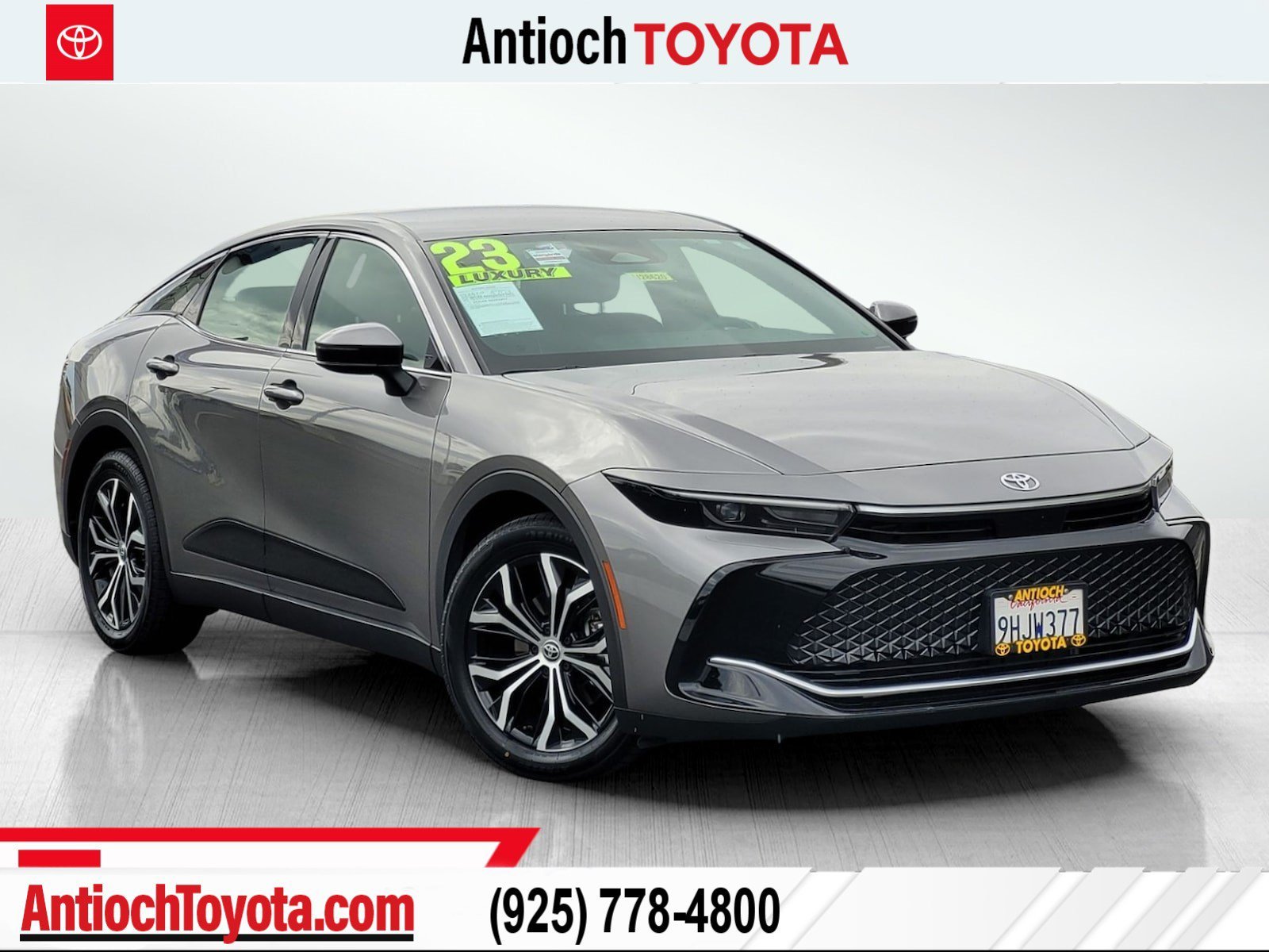 Used 2023 Gray Toyota  image 1