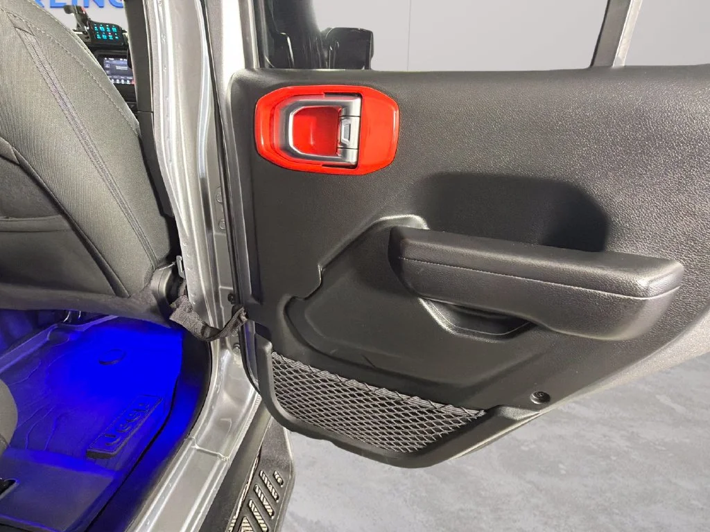 Used 2021 Silver Jeep Unlimited Willys image 33