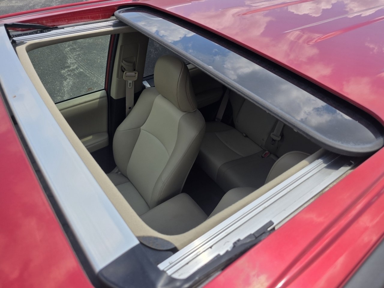 Used 2015 Red Toyota SR5 Premium image 3