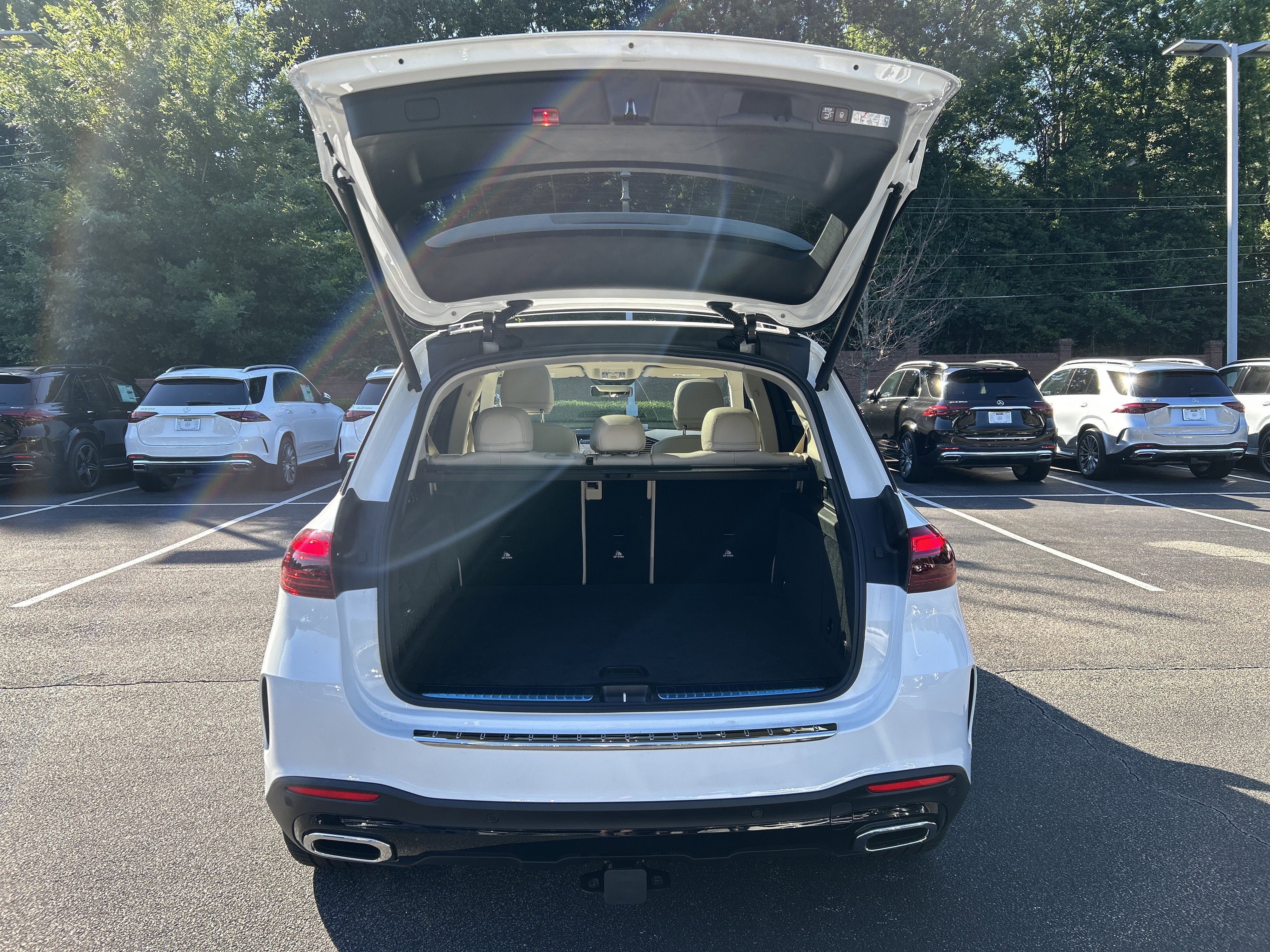 New 2026 Polar White Mercedes-Benz GLE 350 4MATIC® SUV image 9