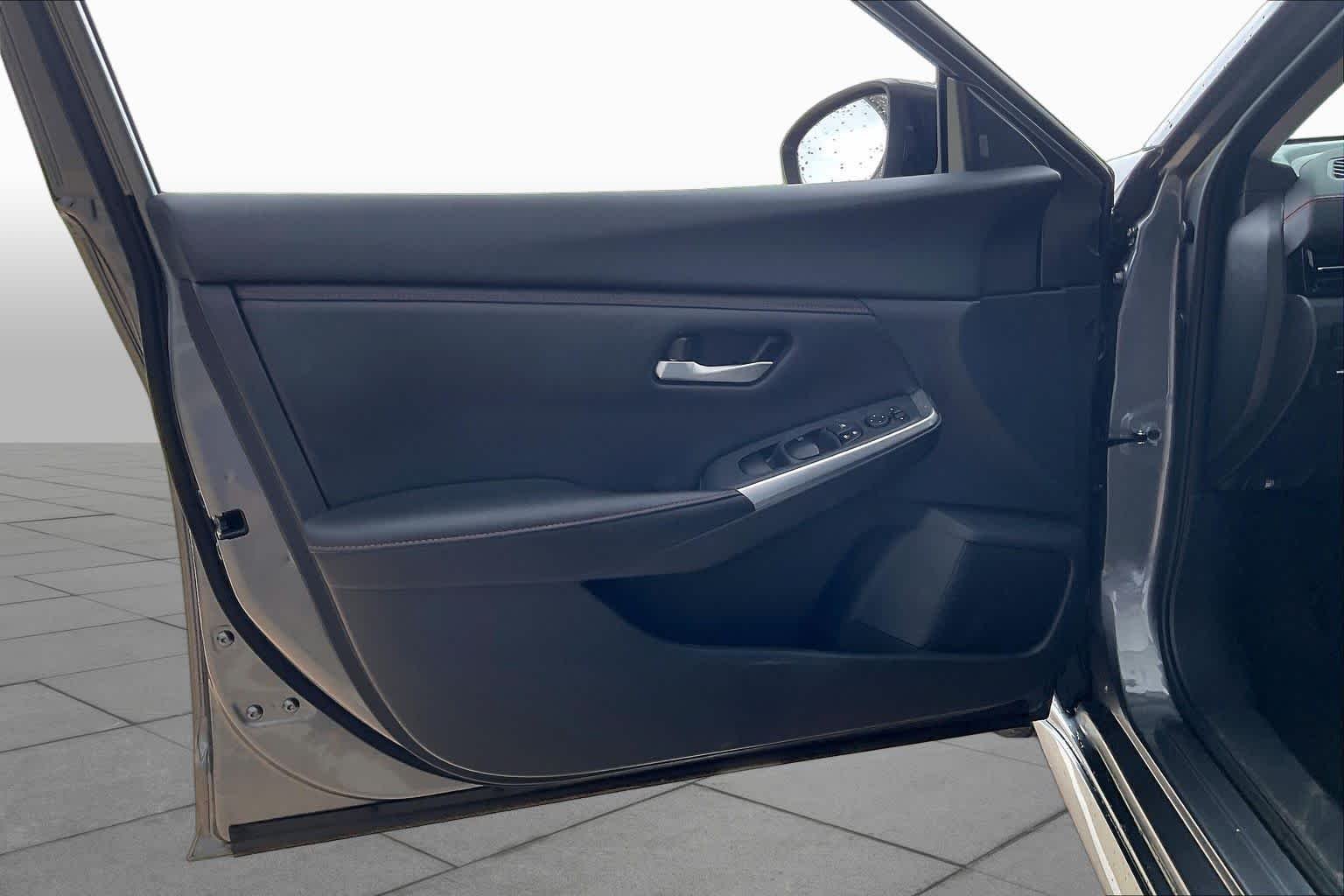 Used 2025 Gun Metallic Nissan SR image 18