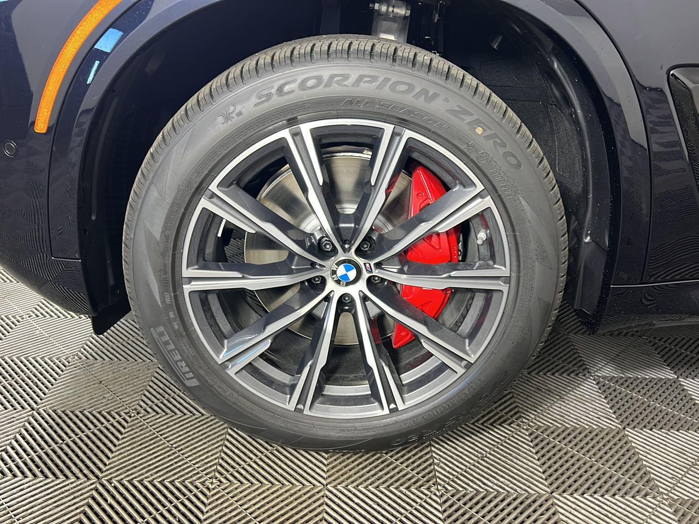 New 2026 Carbon Black Metallic BMW xDrive40i image 19