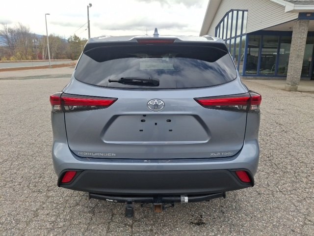 2020 Toyota Highlander XLE photo 4