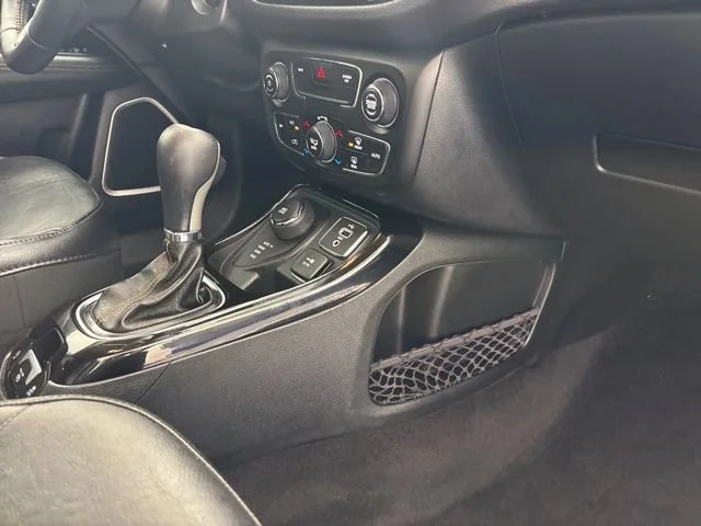 Used 2018 Laser Blue Jeep Limited image 29
