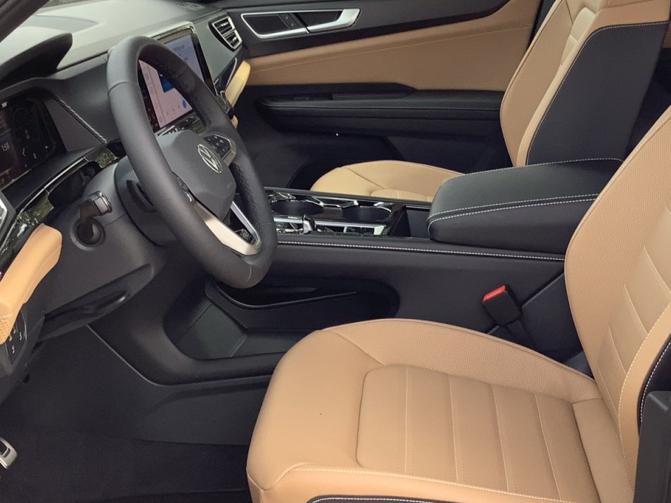 New 2026 PURE_GRAY Volkswagen 2.0T SEL R-Line Black image 21