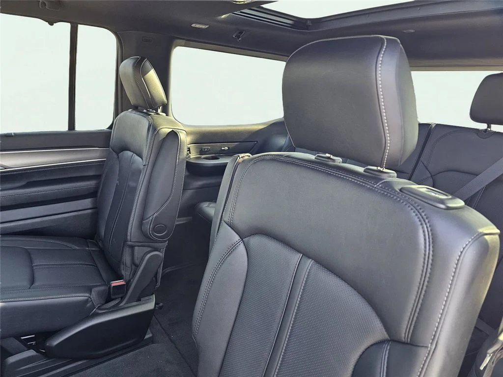 2026 Jeep Grand Wagoneer Limited Reserve - Photo 32