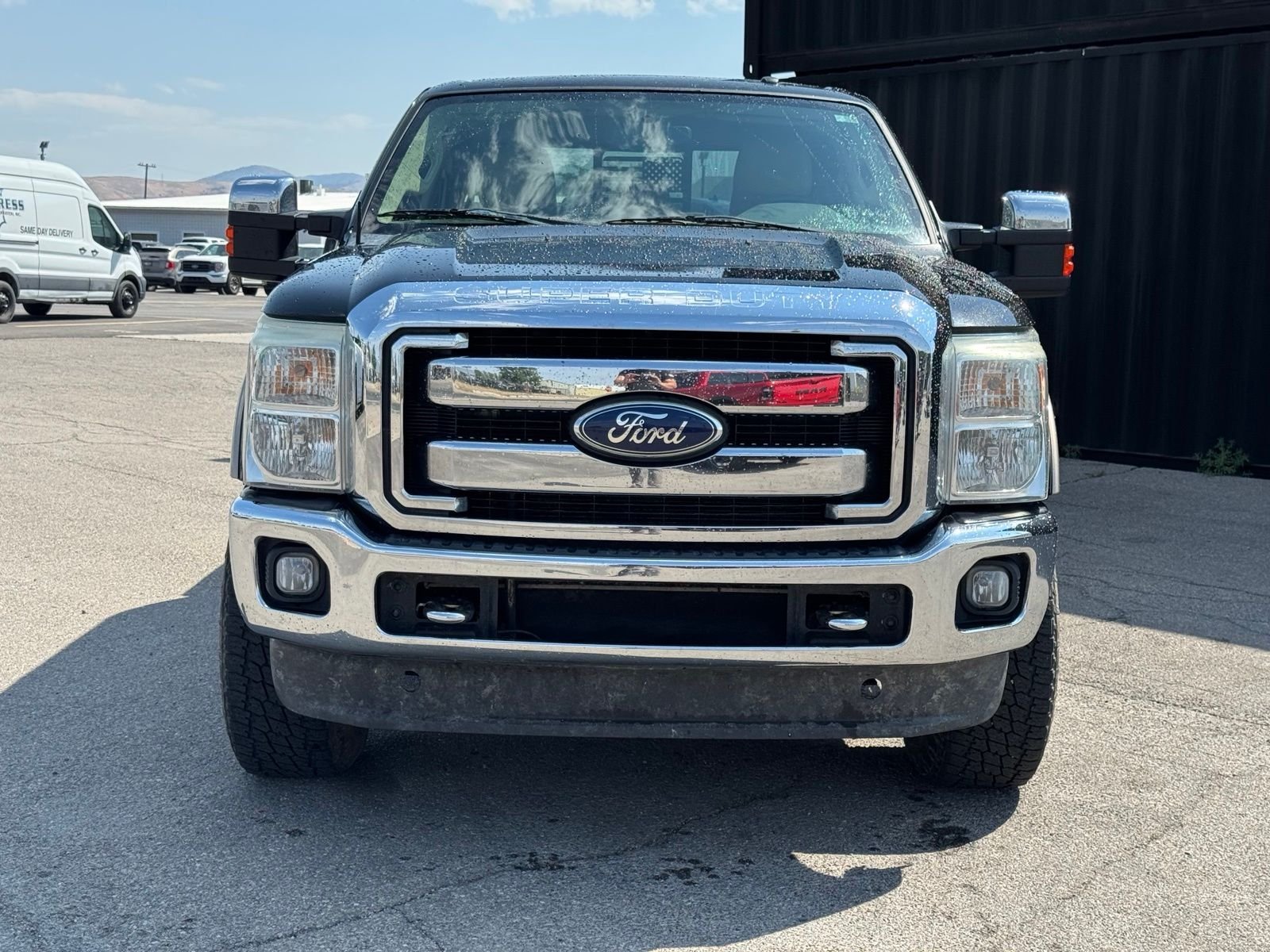 Used 2011  Ford Lariat image 2