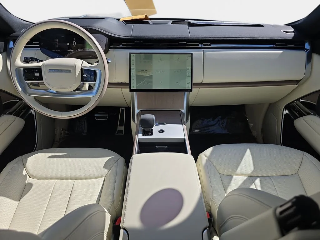 New 2026 Varesine Blue LAND ROVER SE image 9