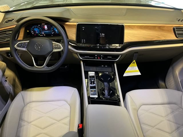 New 2026 Green Volkswagen 2.0T SE w/Technology image 12