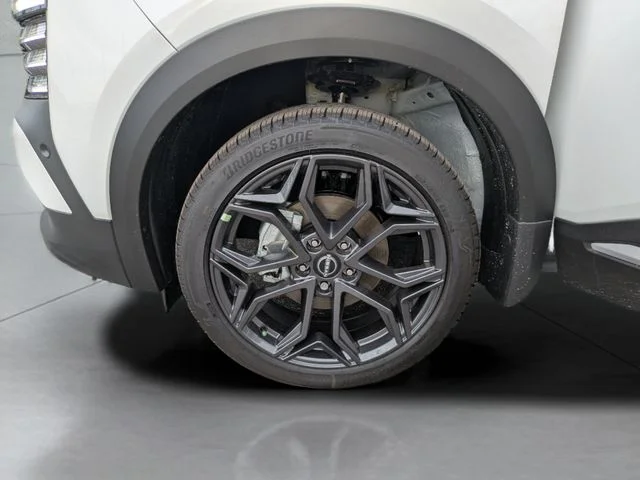 New 2026 Aspen White TriCoat Nissan SR image 30