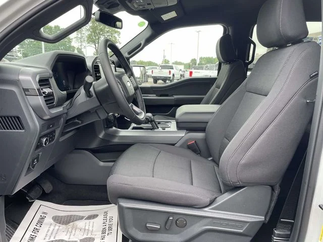 New 2026 Avalanche Ford XLT image 16