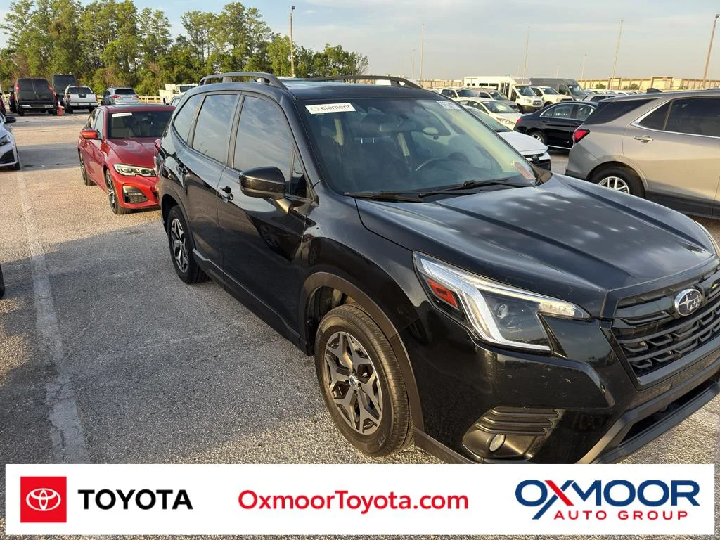 2022 Subaru Forester Premium's photo