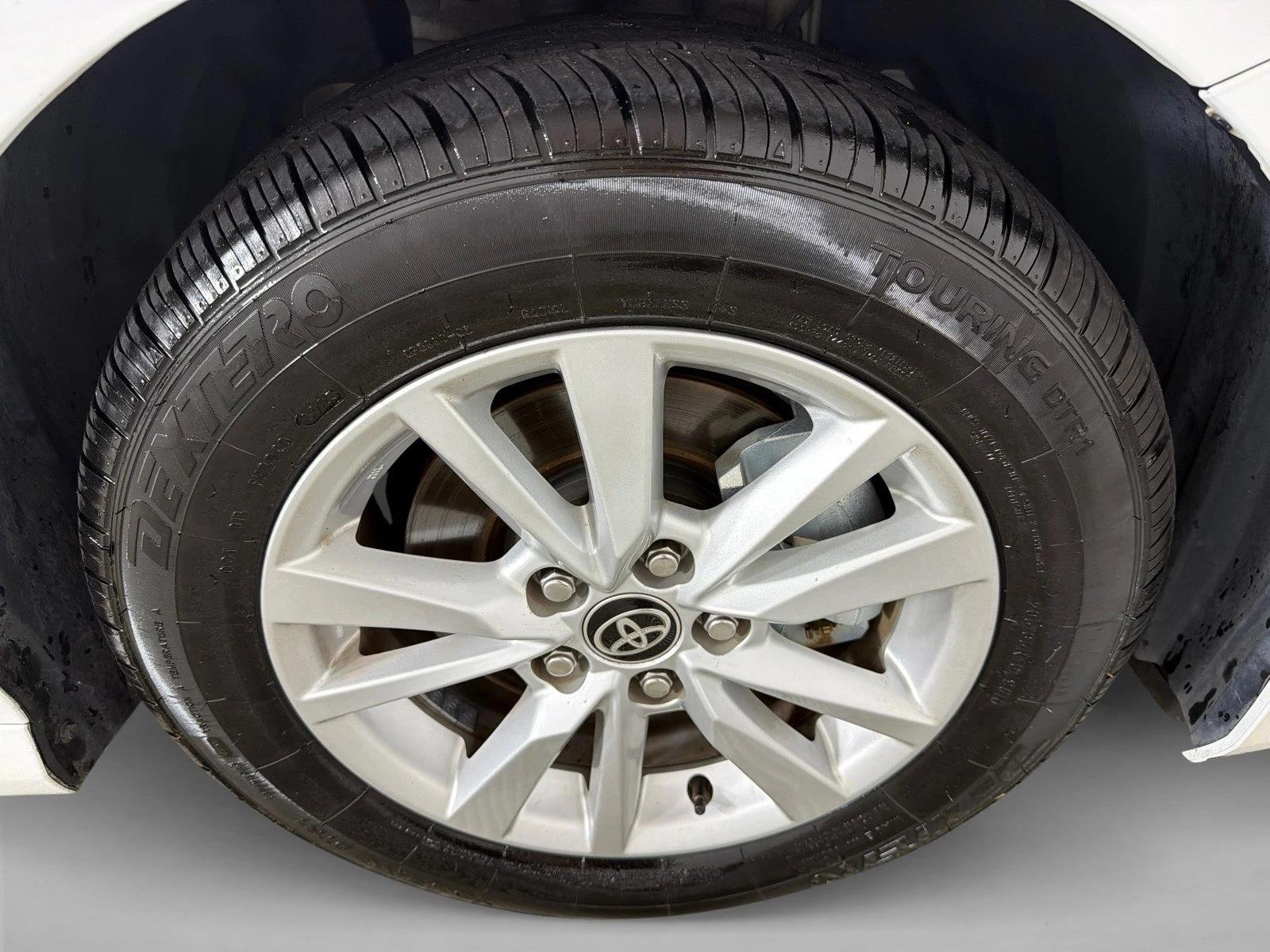 Used 2025 Ice Cap Toyota LE image 8