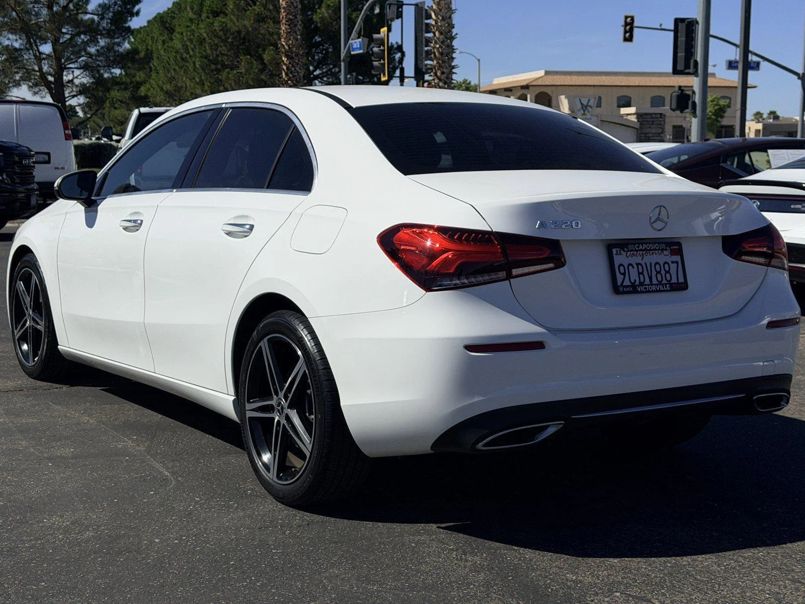 Used 2022 Polar White Mercedes-Benz A 220 image 4