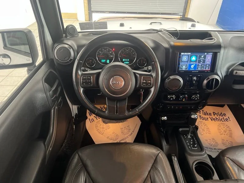 Used 2014 White Jeep Unlimited Sport image 27