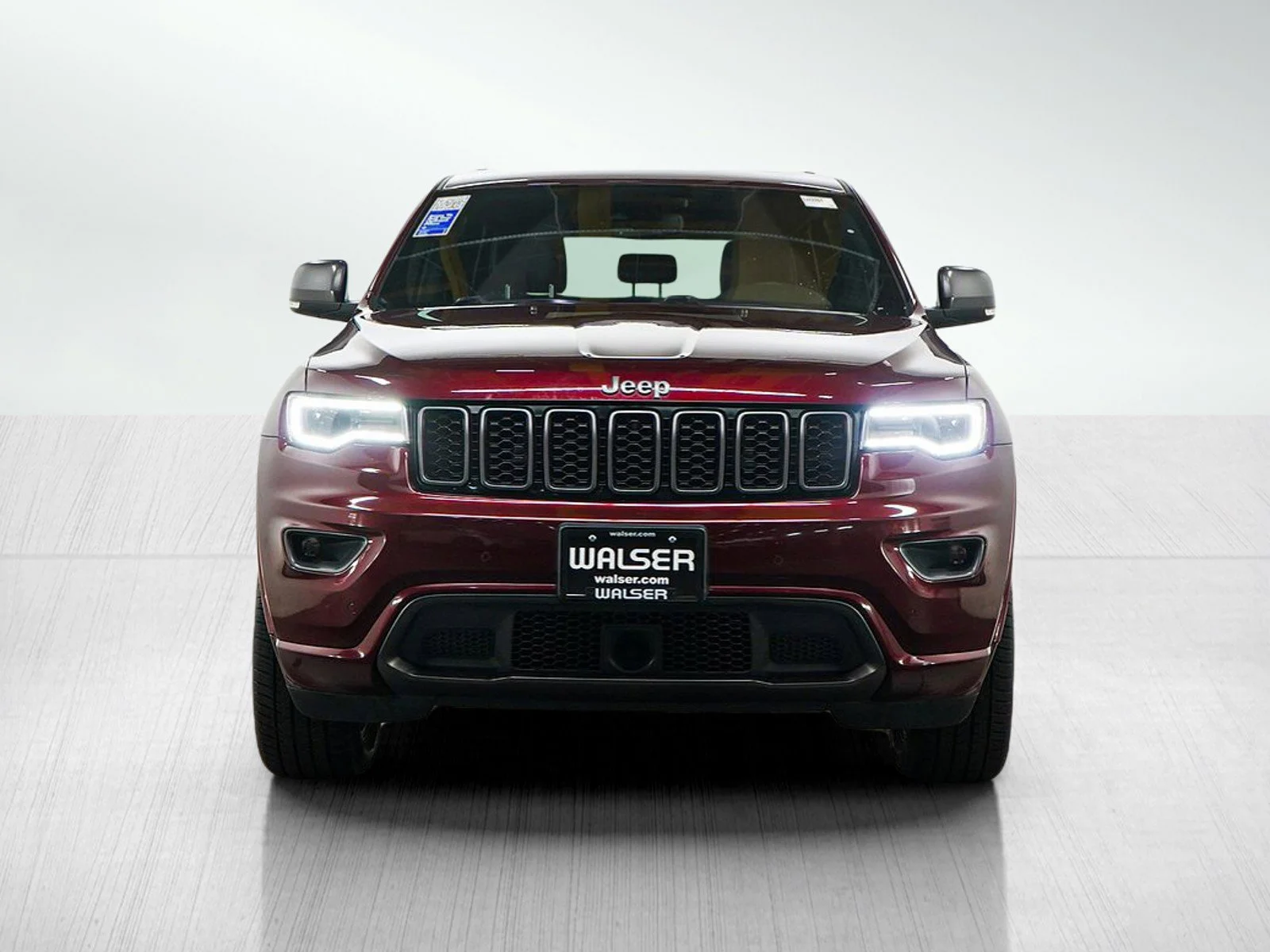 Used 2021 Velvet Red Pearlcoat Jeep Limited image 9