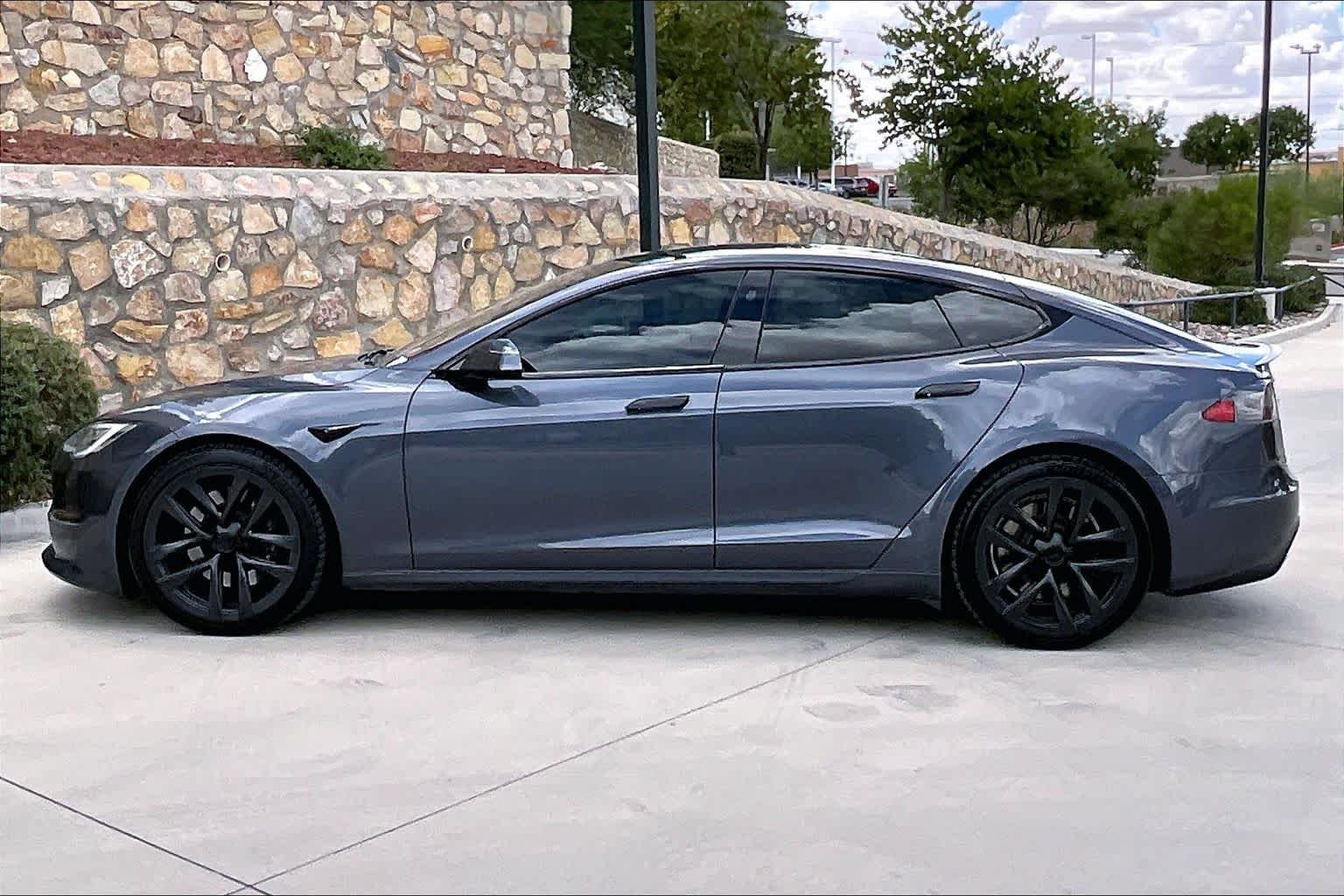 Used 2021 Midnight Silver Metallic Tesla Plaid image 2