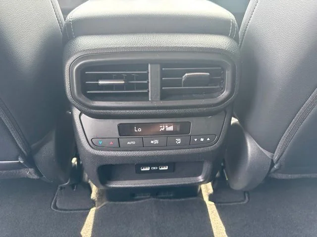 2023 Honda Pilot Touring - Photo 23