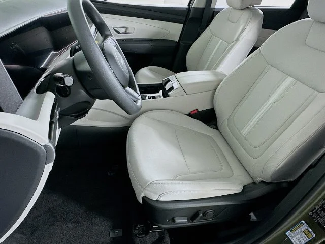 New 2026 Hyundai TUCSON SEL