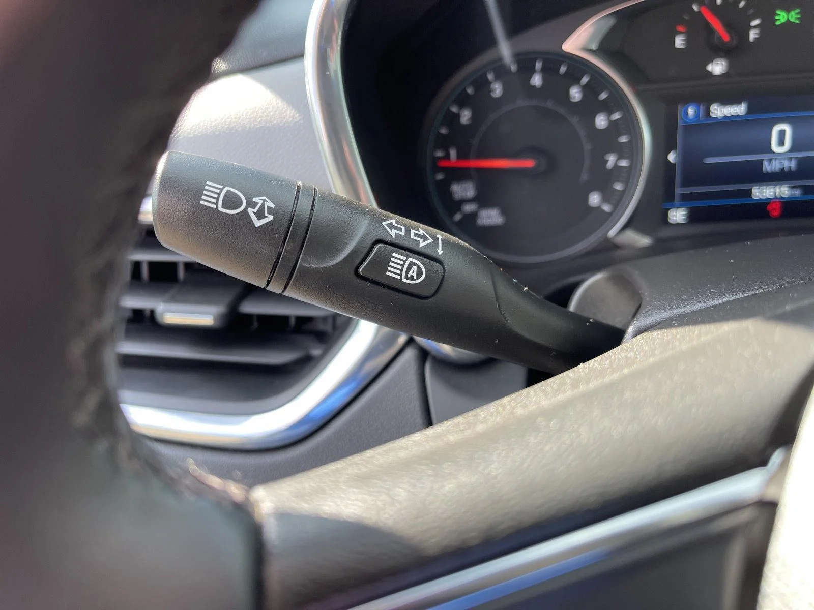 Used 2024 Lakeshore Blue Metallic Chevrolet LT image 21