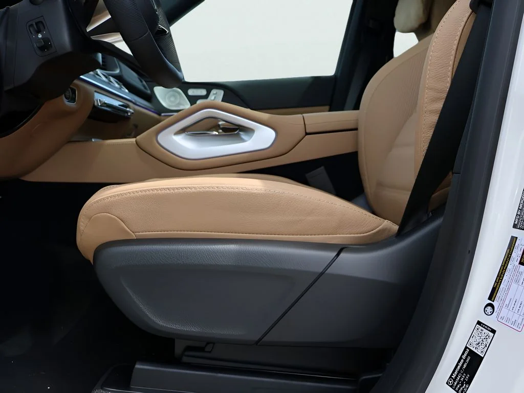 New 2026 149white Mercedes-Benz GLS 450 image 37