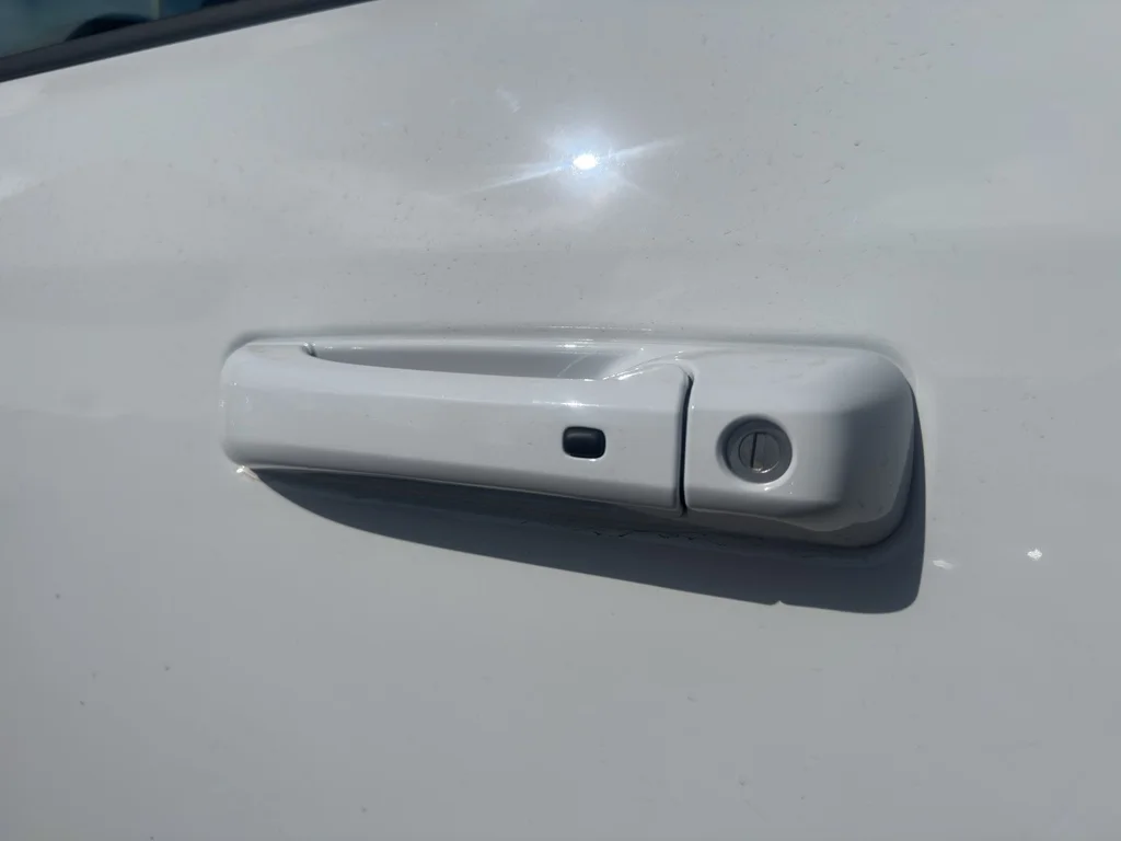 New 2026 Bright White Clear-Coat Exterior Paint RAM Laramie image 8