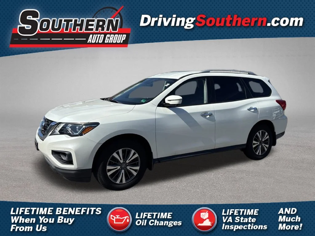 Used 2018 White Nissan SL image 1