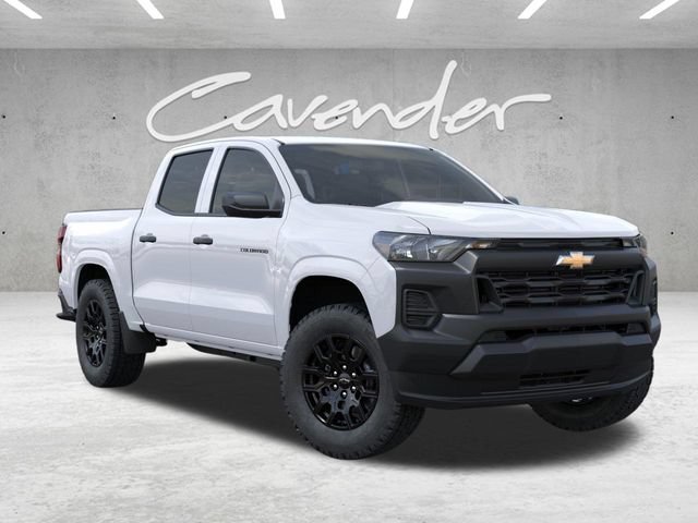 New 2026 Summit White Chevrolet WT image 7