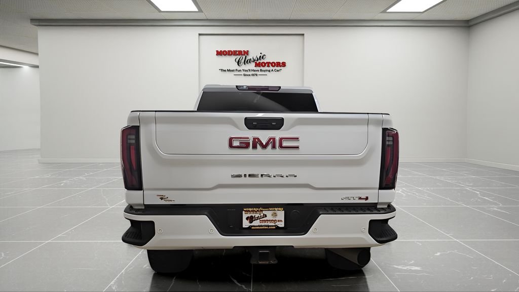Used 2025 White GMC AT4 image 6