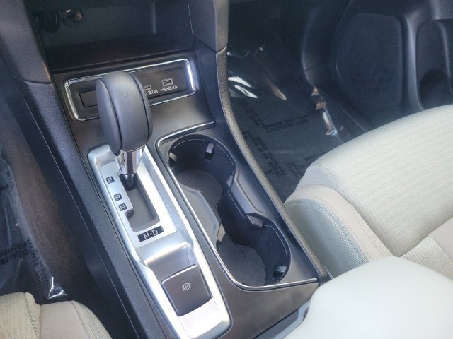 Certified Used 2025 White Subaru Premium image 20