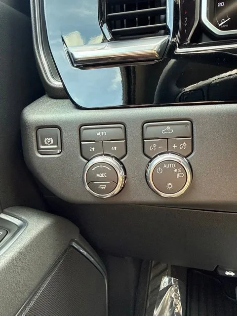 2026 GMC Sierra 1500 SLE - Photo 29