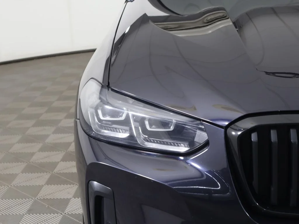 Used 2022 Carbon Black Metallic BMW xDrive30i image 15