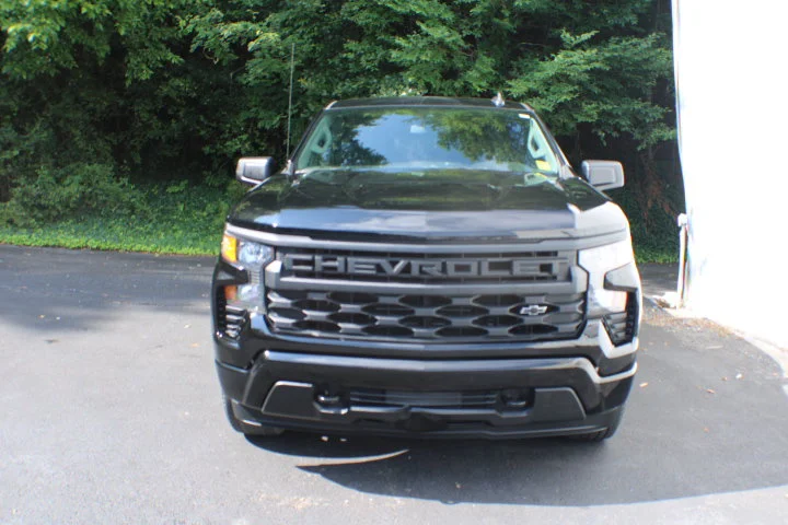 Used 2024 Black Chevrolet Custom image 16